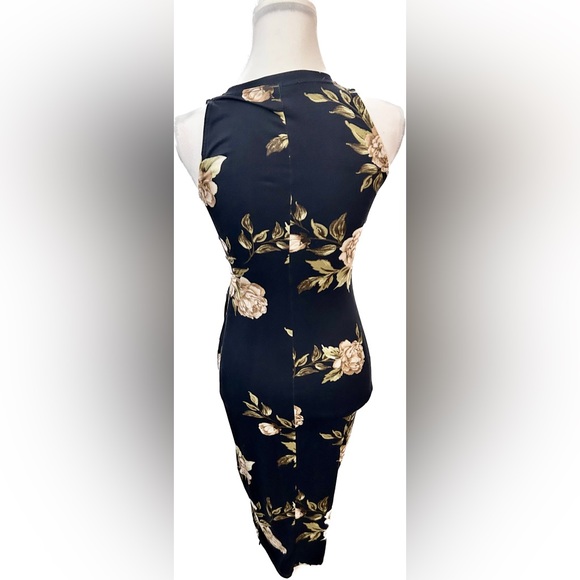 SOLD! NWT 💐Nine Britton by StitchFix💐 Abigail Navy Blue Floral Midi Dress - XS - Picture 4 of 7